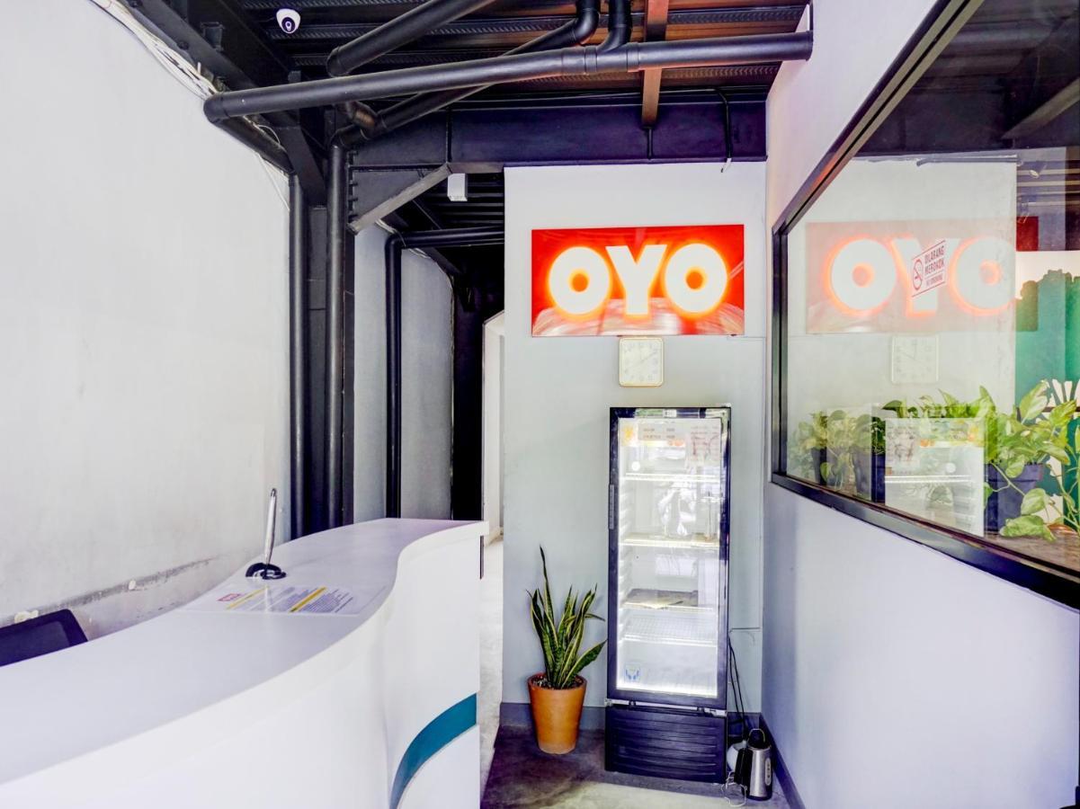 ホテル Oyo 1805 Fatmawati Mansion Syariah ジャカルタ エクステリア 写真