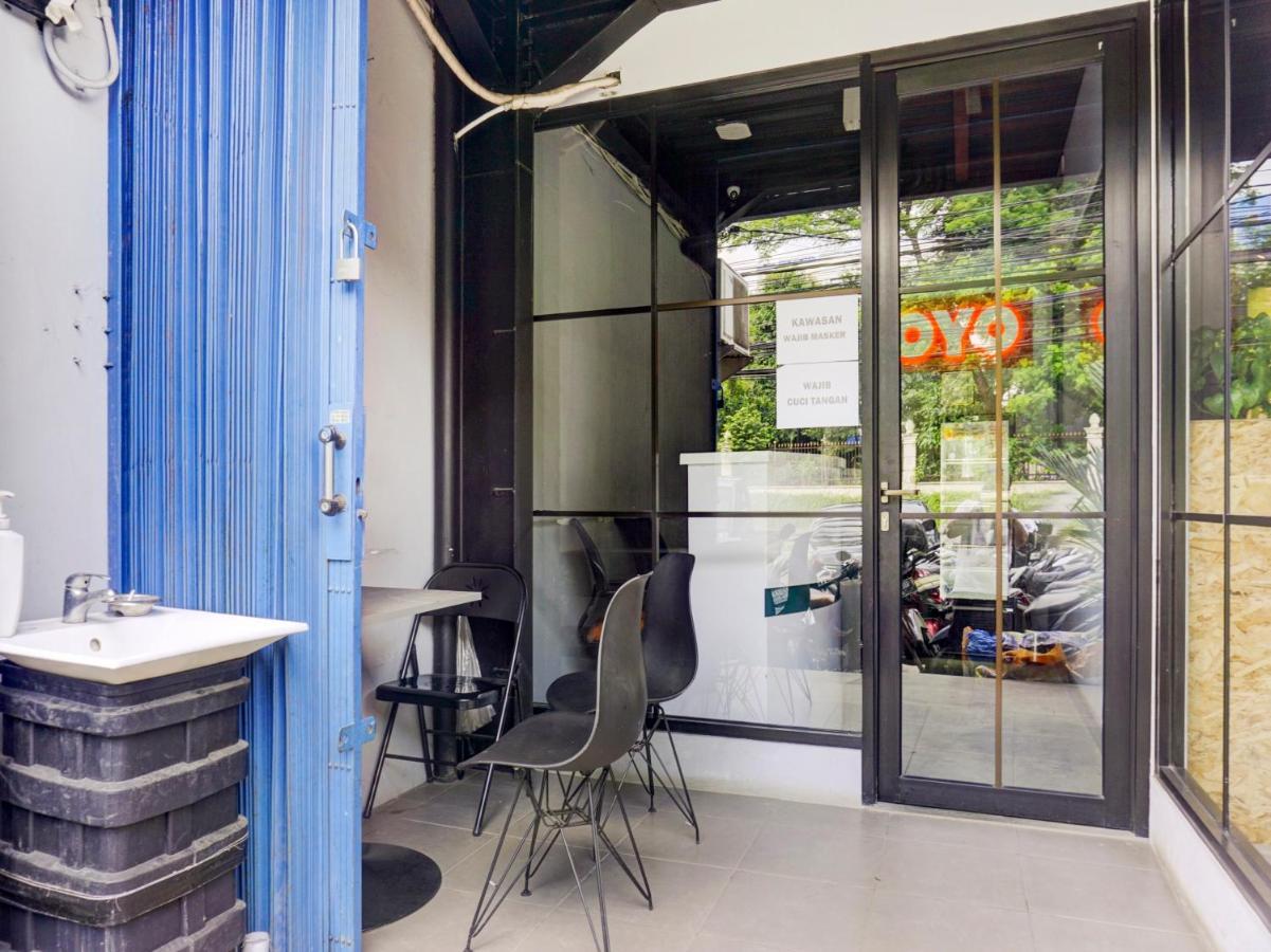 ホテル Oyo 1805 Fatmawati Mansion Syariah ジャカルタ エクステリア 写真