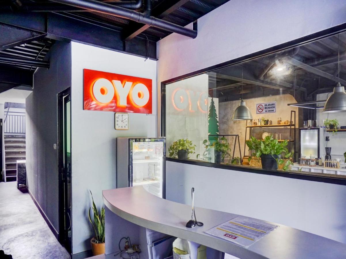 ホテル Oyo 1805 Fatmawati Mansion Syariah ジャカルタ エクステリア 写真